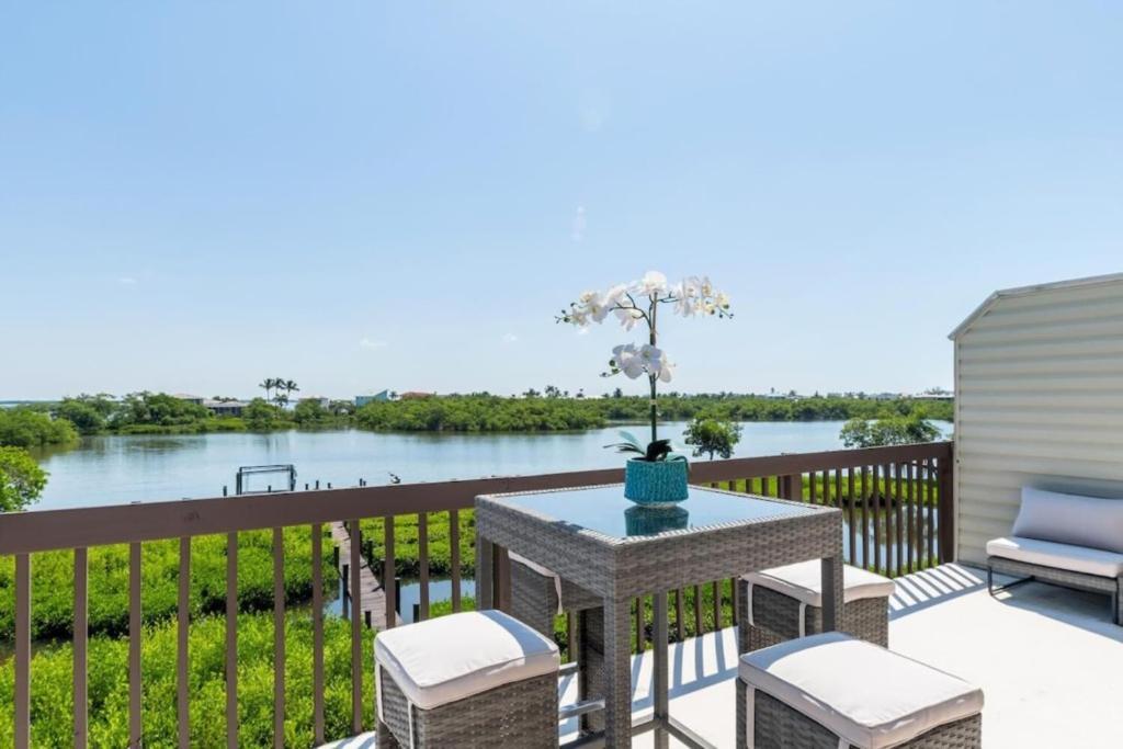 Blue Lagoon Estate Fort Myers Beach Exterior foto