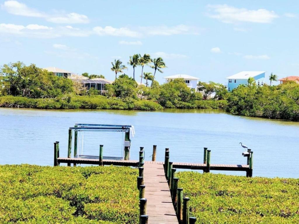 Blue Lagoon Estate Fort Myers Beach Exterior foto
