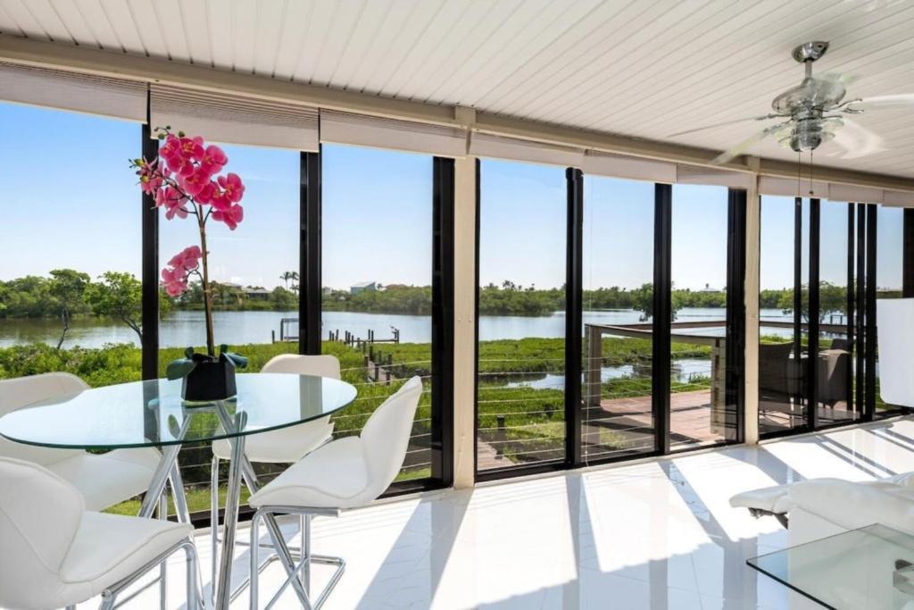 Blue Lagoon Estate Fort Myers Beach Exterior foto